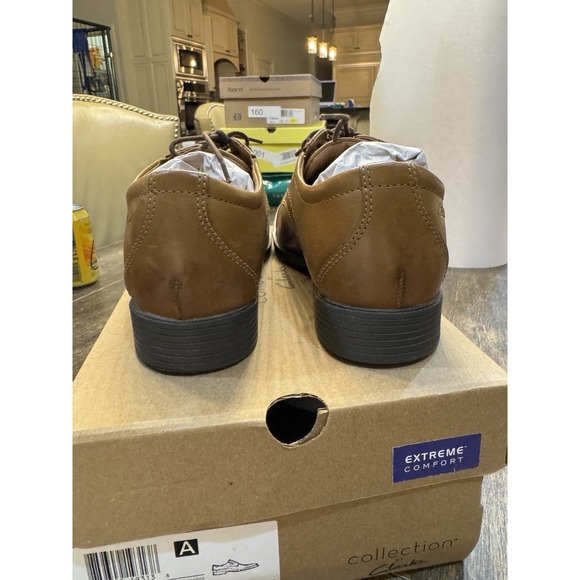 Clarks Men\'s‎ Whiddon Cap Oxford Size 8 1/2 Dark Tan main image 4